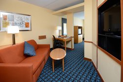 - Fairfield Inn & Suites by Marriott North Roanoke - I-81, Exit 146