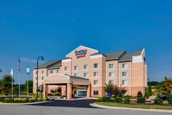  - Fairfield Inn & Suites by Marriott South Hill - I-85, Exit 12