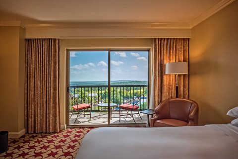 JW MARRIOTT SAN ANTONIO HILL COUNTRY RESORT & SPA - Photo 11