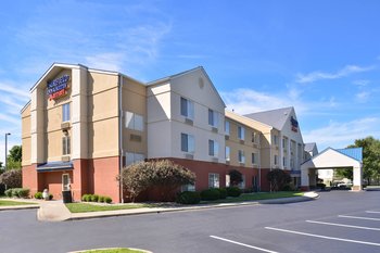 Fairfield Inn & Suites by Marriott Louisville North