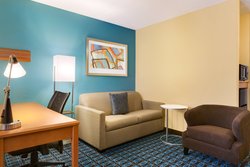  - Fairfield Inn & Suites by Marriott Maumee - I-475, Exit 6