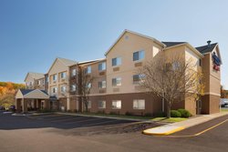  - Fairfield Inn & Suites by Marriott Poland - I-680, Exit 11