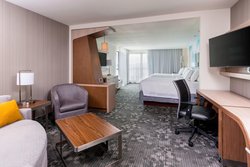  - Courtyard by Marriott Hotel North Bismarck - I-94, Exit 159