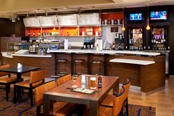  - Courtyard by Marriott South Arlington Heights - I-90, Exit 70