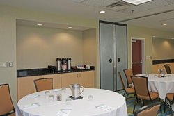  - SpringHill Suites by Marriott O'Hare Airport Chicago - I-90, Exit 79B