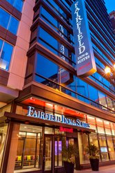  - Fairfield Inn & Suites by Marriott Downtown River Chicago