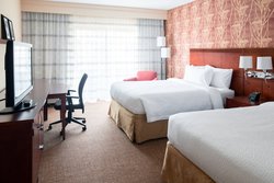  - Courtyard by Marriott Hotel Waukegan