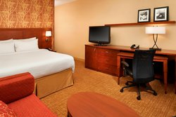  - Courtyard by Marriott Hotel Waukegan