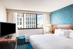  - Fairfield Inn & Suites by Marriott Uptown Charlotte