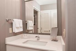  - Courtyard by Marriott Pontiac - I-75, Exit 75