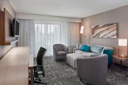  - Courtyard by Marriott Pontiac - I-75, Exit 75