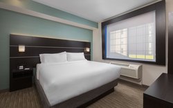  - Holiday Inn Express & Suites Eugene