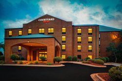  - Courtyard by Marriott Hotel New Bern