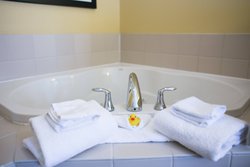  - Courtyard by Marriott Hotel Moorhead - I-94, Exit 1A