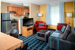  - TownePlace Suites by Marriott Fresno