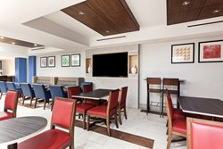  - Holiday Inn Express & Suites Elk Grove - I-5, Exit 506