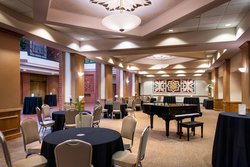  - Lincoln Marriott Cornhusker Hotel