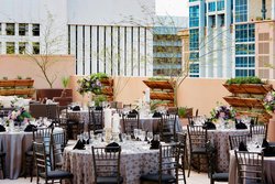  - Renaissance Phoenix Downtown Hotel - I-10, Exit 144