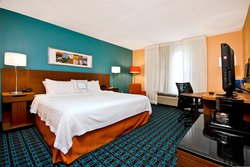  - Fairfield Inn & Suites by Marriott Airport Morrisville - I-40, Exit 284