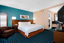  - Fairfield Inn & Suites by Marriott Airport Morrisville - I-40, Exit 284
