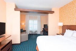  - Fairfield Inn & Suites by Marriott Clinton - I-20, Exit 36