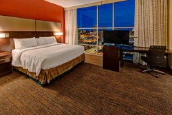  - Residence Inn by Marriott Downtown Kansas City - I-670, Exit 2R & 2S
