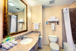  - Holiday Inn Express & Suites Granbury