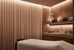  - New York EDITION Hotel