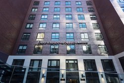  - Fairfield Inn & Suites by Marriott Manhattan Central Park New York City