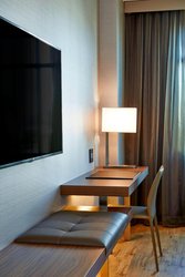  - AC Hotel by Marriott Downtown Portland - I-405, Exit 2A