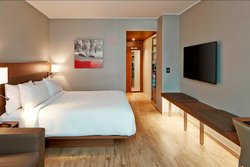  - AC Hotel by Marriott Downtown Portland - I-405, Exit 2A