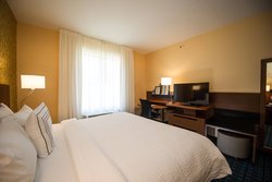  - Fairfield Inn & Suites by Marriott Cambridge - I-70, Exit 178
