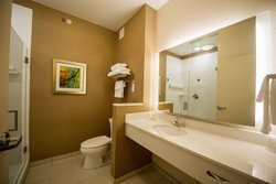  - Fairfield Inn & Suites by Marriott Cambridge - I-70, Exit 178