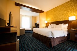  - Fairfield Inn & Suites by Marriott Cambridge - I-70, Exit 178