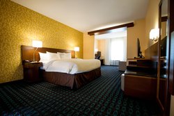  - Fairfield Inn & Suites by Marriott Cambridge - I-70, Exit 178