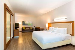  - SpringHill Suites by Marriott Orange Beach