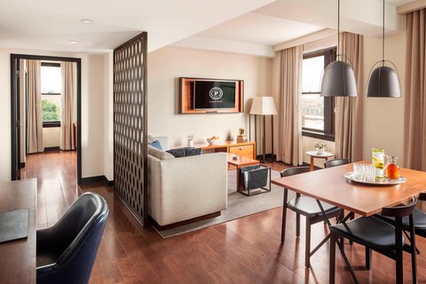 THE PRESS HOTEL - Photo 27