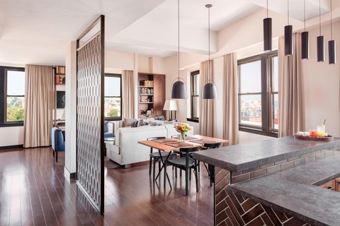 THE PRESS HOTEL - Photo 34