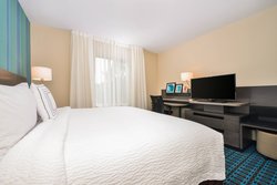  - Fairfield Inn & Suites by Marriott Cary - I-40, Exit 293