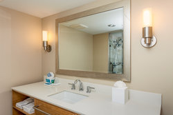  - Holiday Inn Express & Suites La Jolla