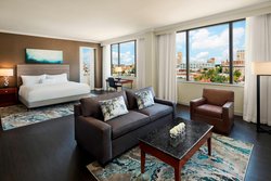  - Delta Hotel by Marriott Downtown Richmond - I-95, Exit 74C