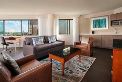  - Delta Hotel by Marriott Downtown Richmond - I-95, Exit 74C