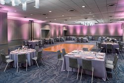  - Delta Hotel by Marriott Downtown Richmond - I-95, Exit 74C