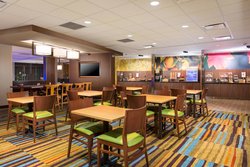  - Fairfield Inn & Suites by Marriott Folsom