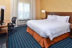  - Fairfield Inn & Suites by Marriott Airport Woodland - I-5, Exit 536