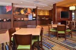  - Fairfield Inn & Suites by Marriott Airport Woodland - I-5, Exit 536