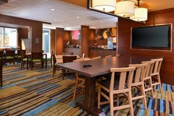  - Fairfield Inn & Suites by Marriott Airport Woodland - I-5, Exit 536
