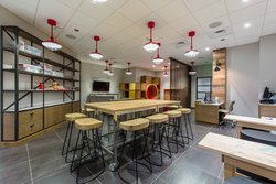  - Marriott Vacation Club Pulse San Diego - I-5, Exits 16 & 16B