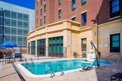  - Fairfield Inn & Suites by Marriott Downtown Savannah