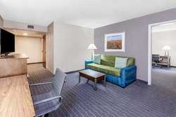  - Holiday Inn & Suites North Oklahoma City